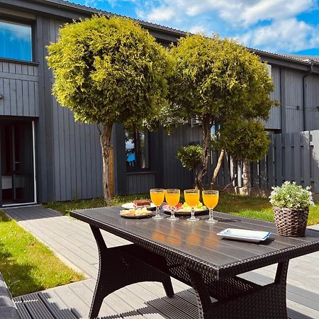 Seaside Apartments 로야 외부 사진