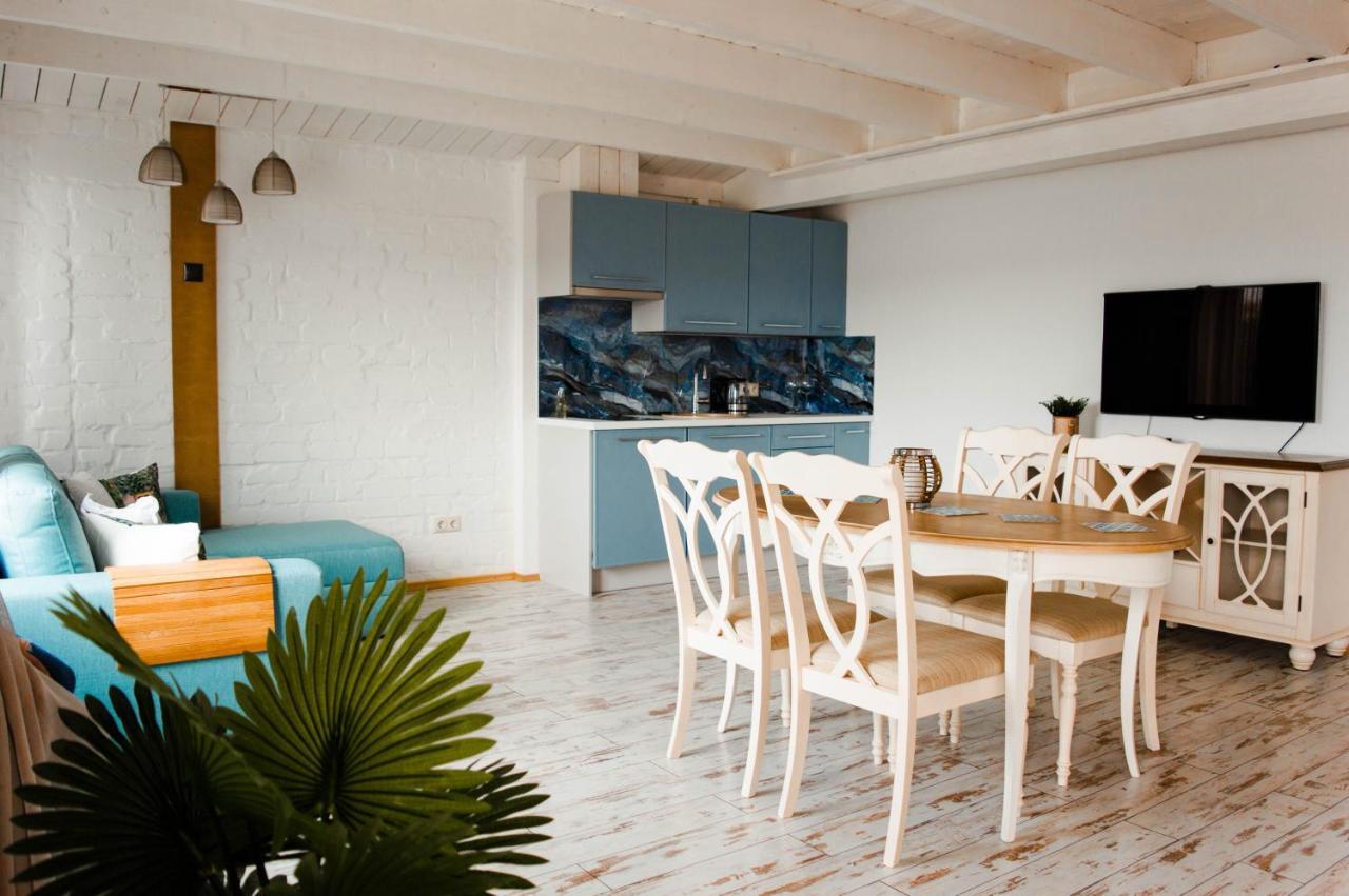 Seaside Apartments 로야 외부 사진
